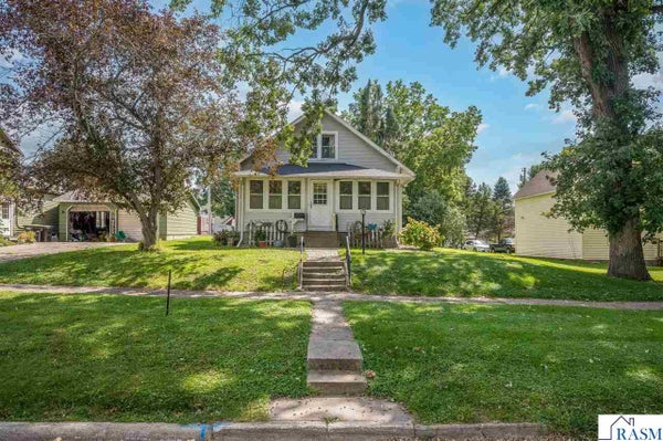 315 W 6TH ST, BLUE EARTH, MN 56013 - Image 0fa235c455b34cdabbd9039b3363f10e/841018710