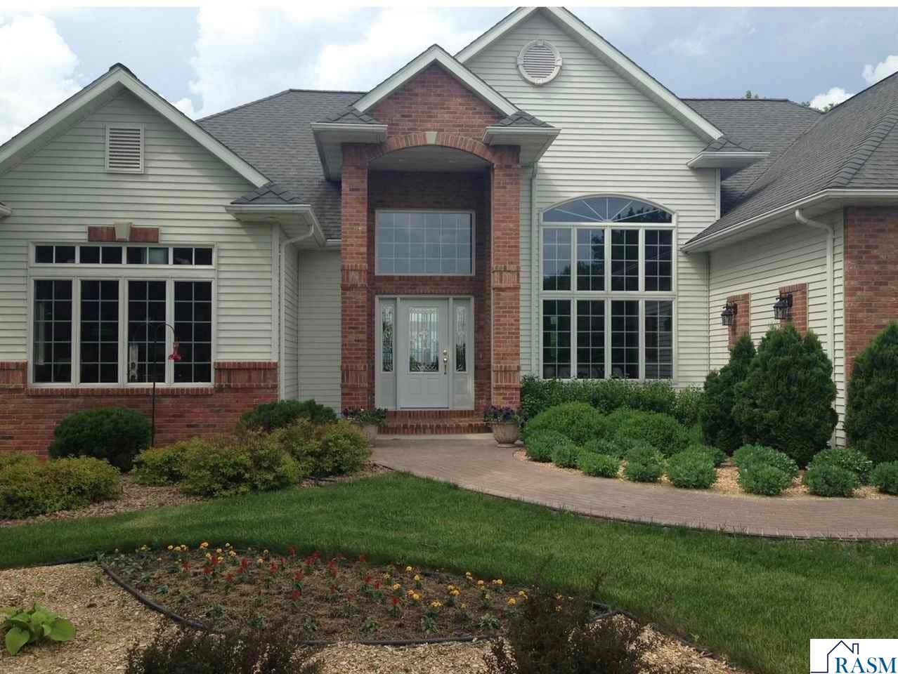 28612 Hub Drive
