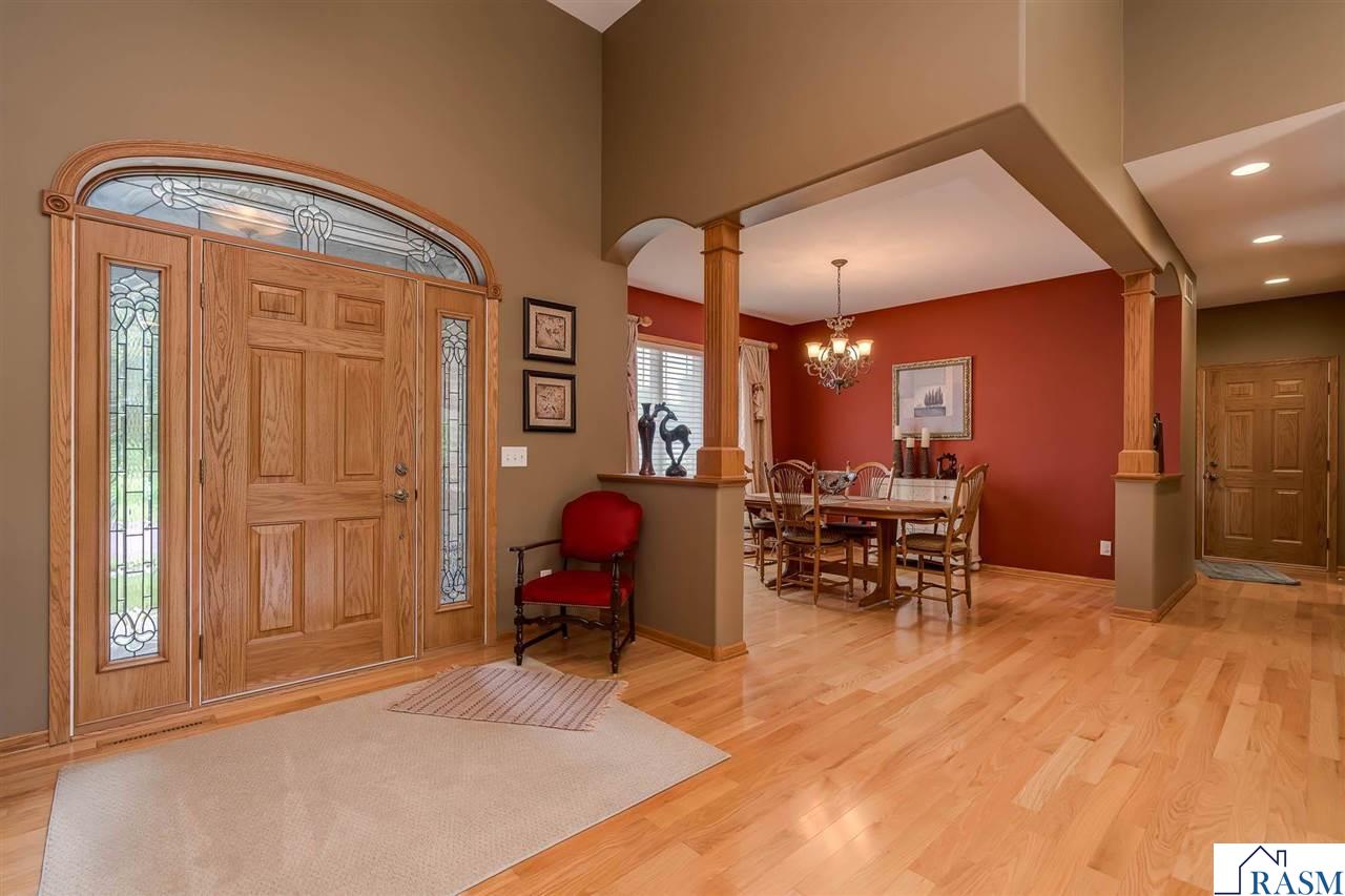 117 Grovebrook Drive