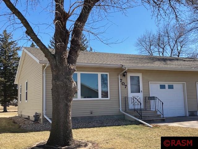 Photo 1 of 15 — 707 6th Ave NE, Sleepy Eye, MN 56085