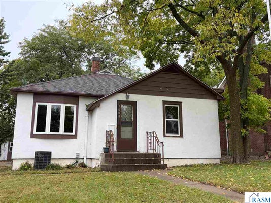 1008 S BROADWAY ST, NEW ULM, MN 56073 - Image 2f538f1e0f90d070593d5ba3f2feeed3/254845874