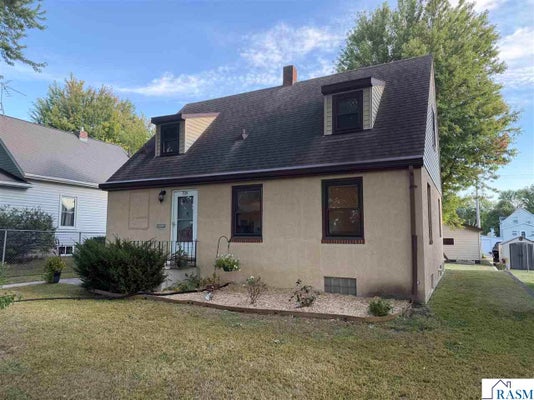 725 WALNUT ST SW, SLEEPY EYE, MN 56085 - Image 3c0dbae123200e8c5bdeca7cab8e4e98/758207576