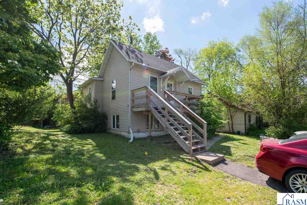 Photo 1 of 6 — 2005 7th Avenue, Mankato, MN 56001