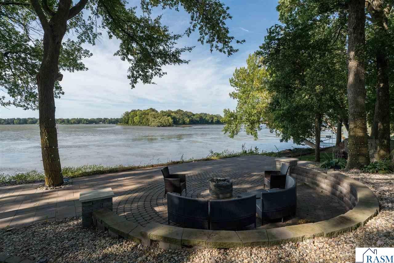 26047 Island Road