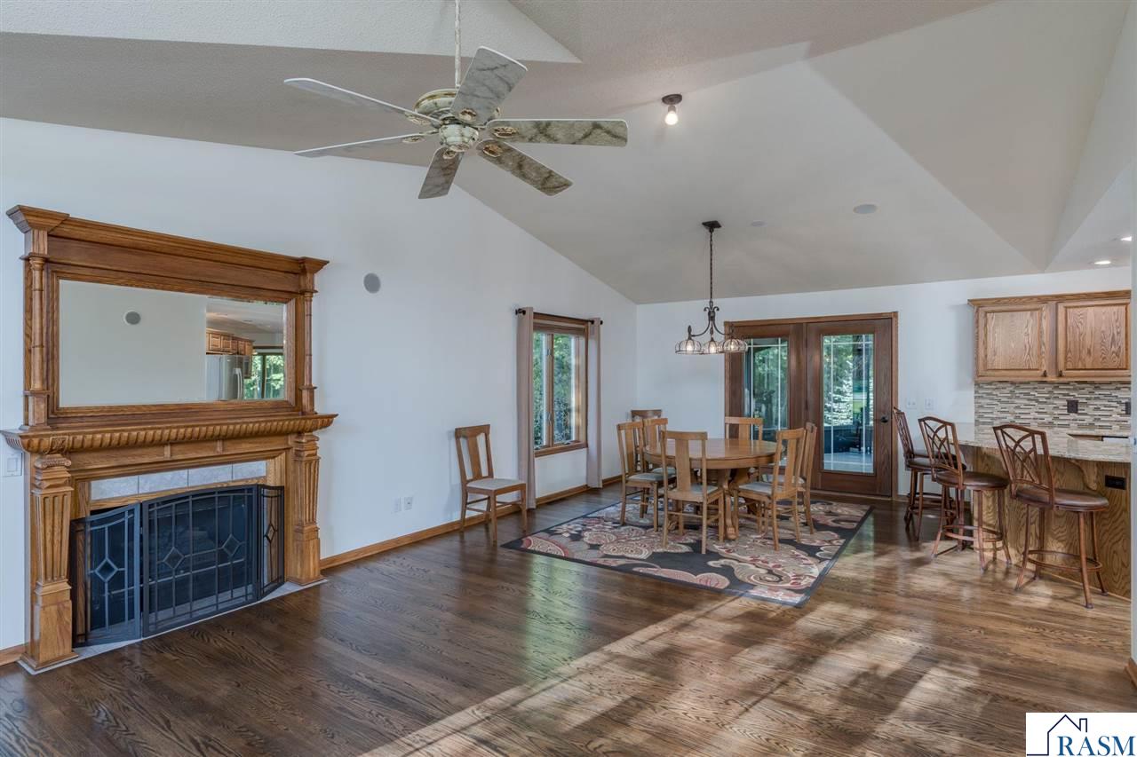 38102 Honeysuckle Lane