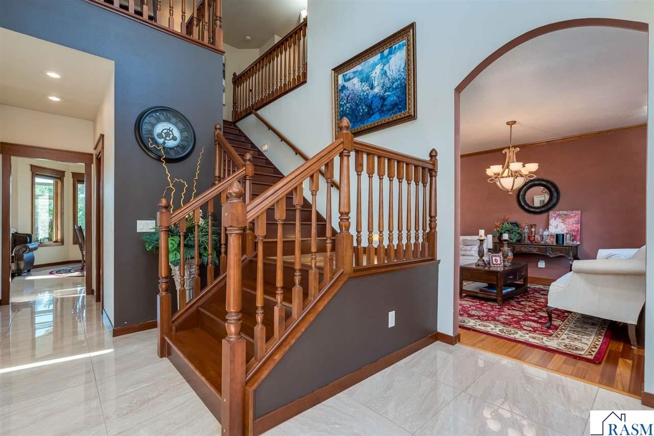 116 Rosewood Drive