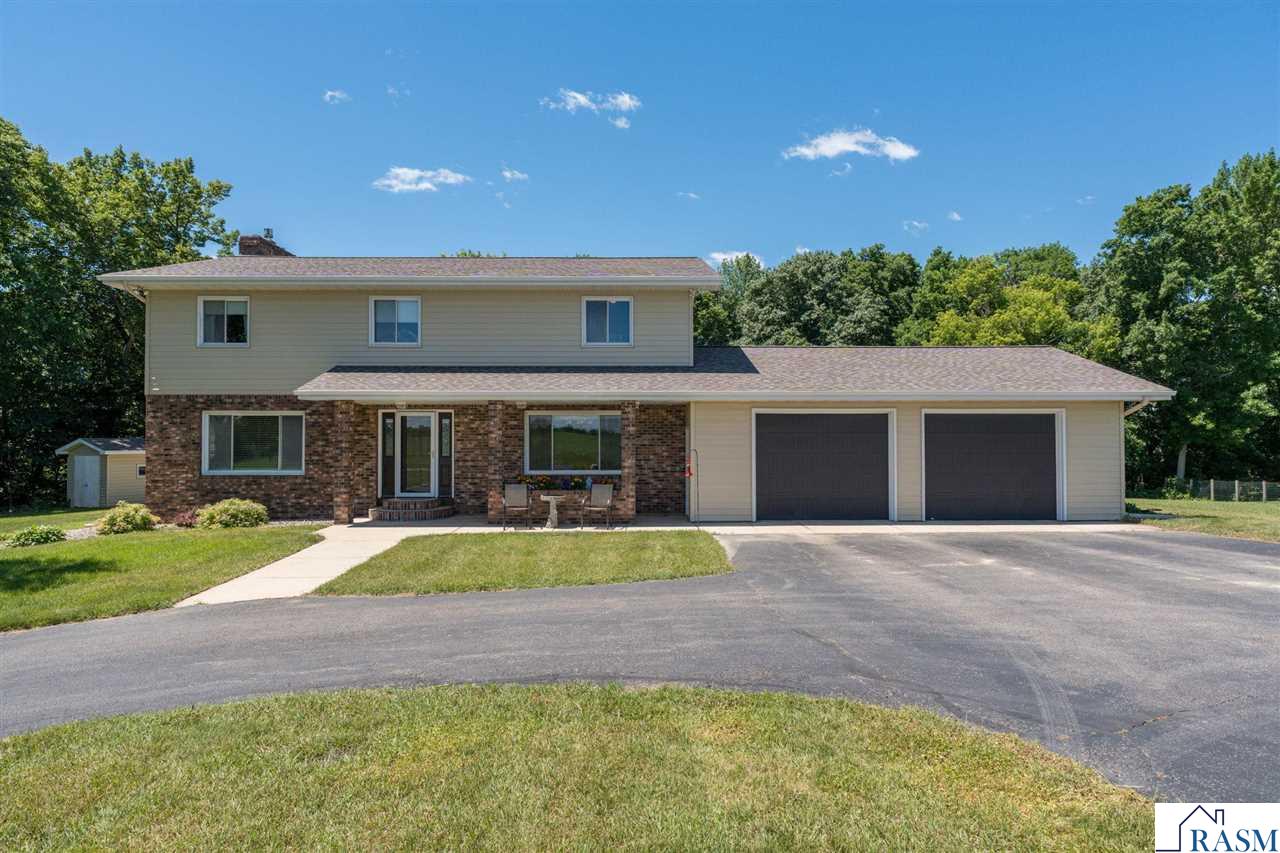 Photo 1 of 52 — 24100 577th Ln, Mankato, MN 56001