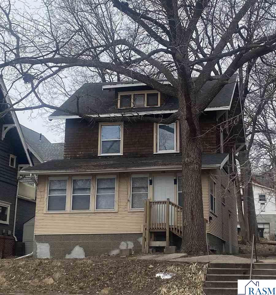 Photo 1 of 27 — 109 S 4th Street, Mankato, MN 56001