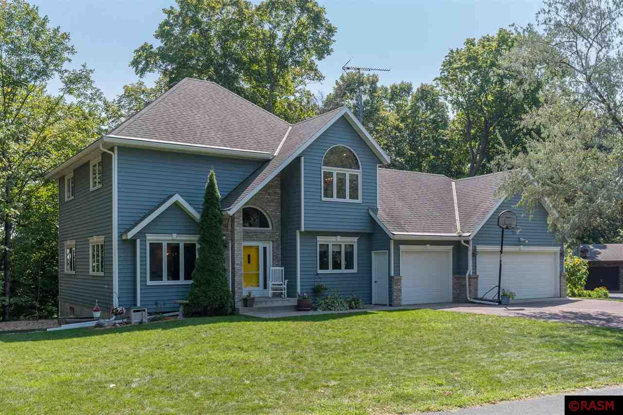 Photo 1 of 34 — 138 Maple Park Drive, Mankato, MN 56001