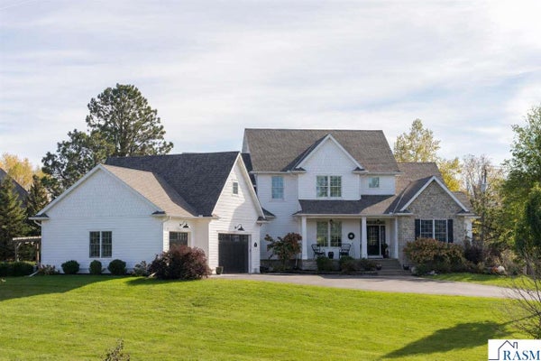 51 TRAIL DR, MANKATO, MN 56001 - Image ab4b1cb3db493a9d459a5919b90a8006/400000056