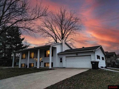 1001 Sioux Lane, St. Peter, MN 56082 - #: 7034368