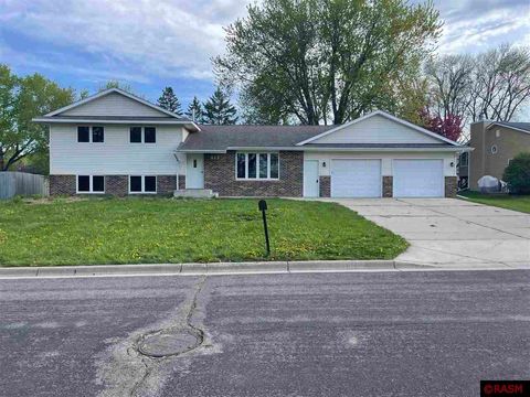 817 10th Ave Nw, Waseca, MN 56093 - #: 7034884