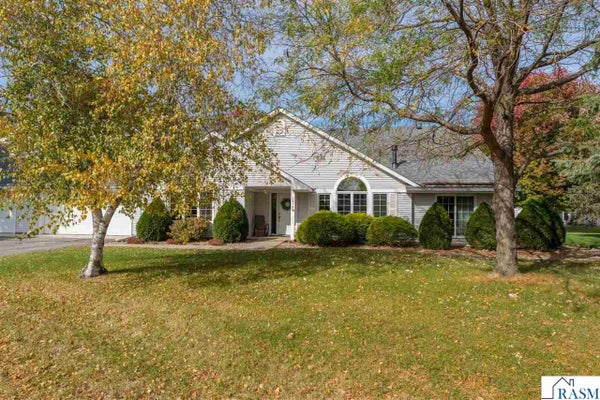 1314 PINE POINTE CURV, SAINT PETER, MN 56082 - Image cbc745deca5b3bdefafde27ec5c8ccc4/2920560052