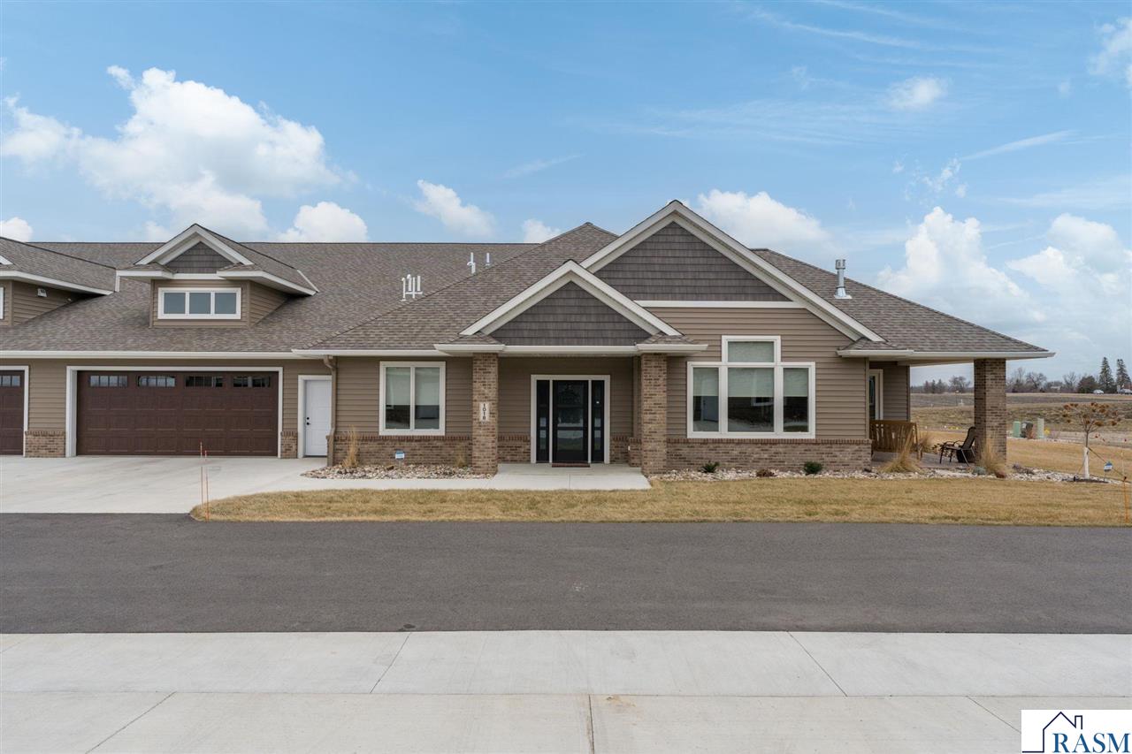 Photo 1 of 15 — 1046 Saba Boulevard, Mankato, MN 56001