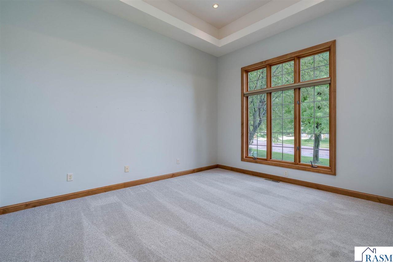 113 Hidden Oaks Circle