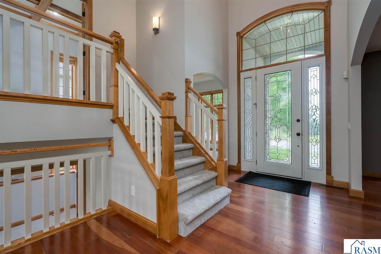 113 Hidden Oaks Circle