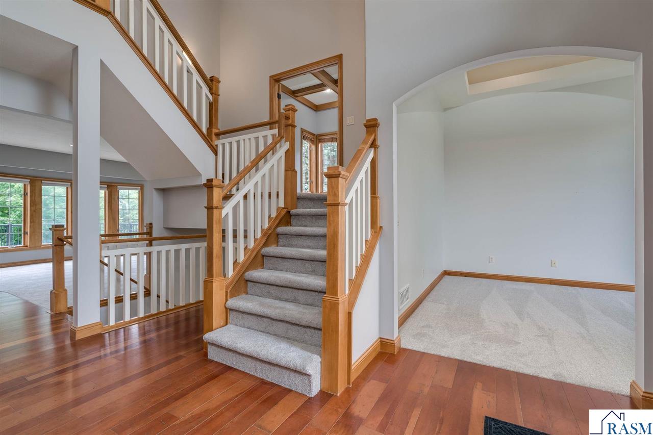 113 Hidden Oaks Circle