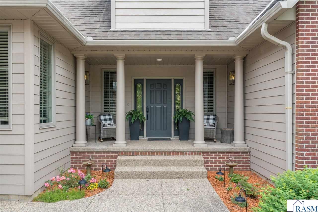 233 Woodhill Court