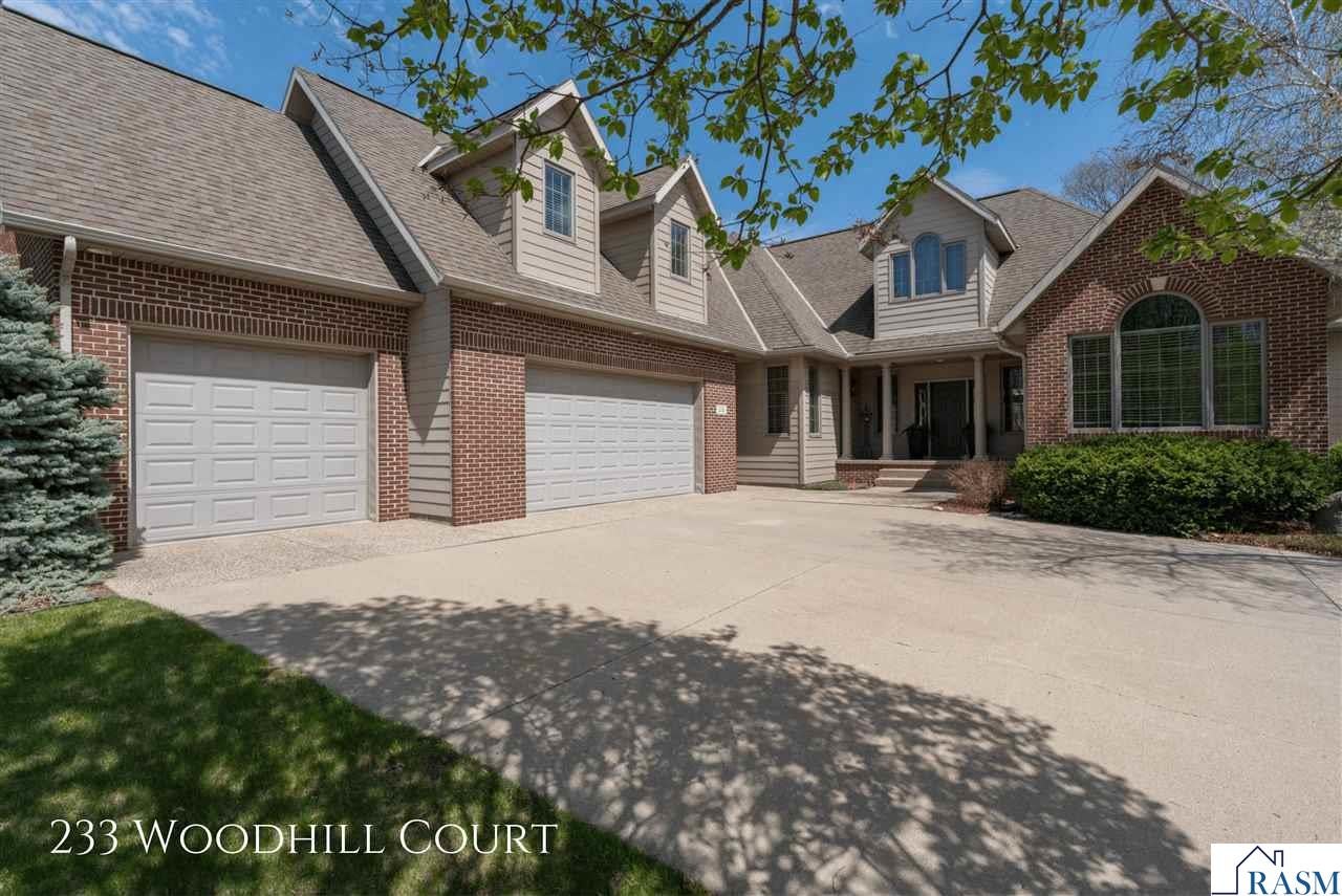 233 Woodhill Court