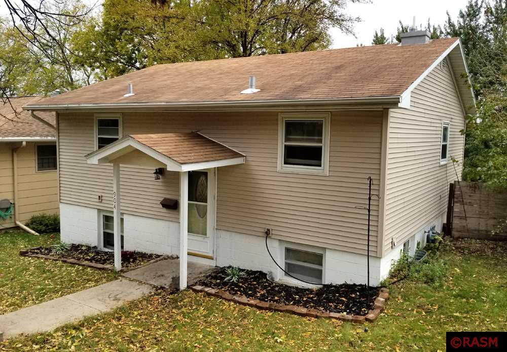 Photo 1 of 11 — 904 S State Street, New Ulm, MN 56073