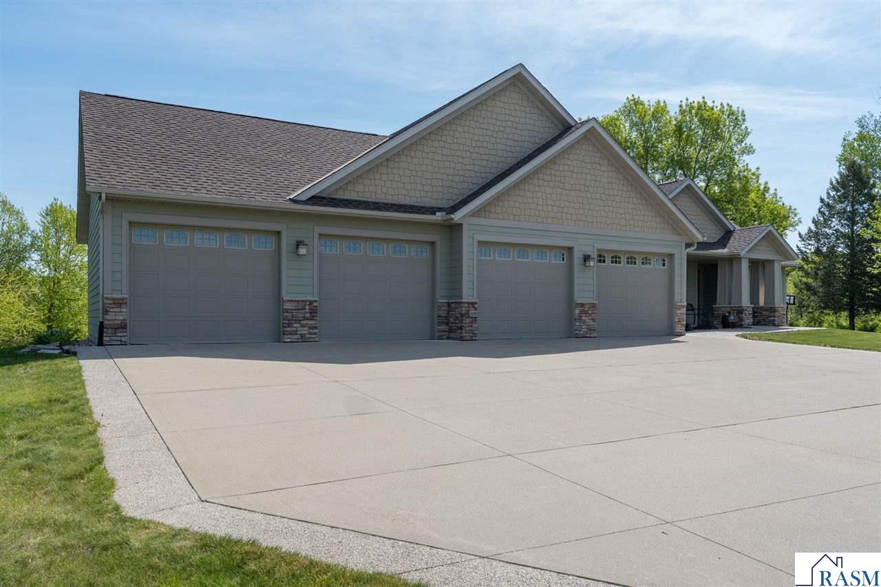 60340 Maverick Court
