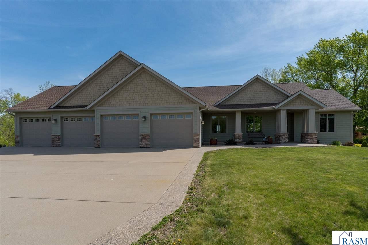 60340 Maverick Court