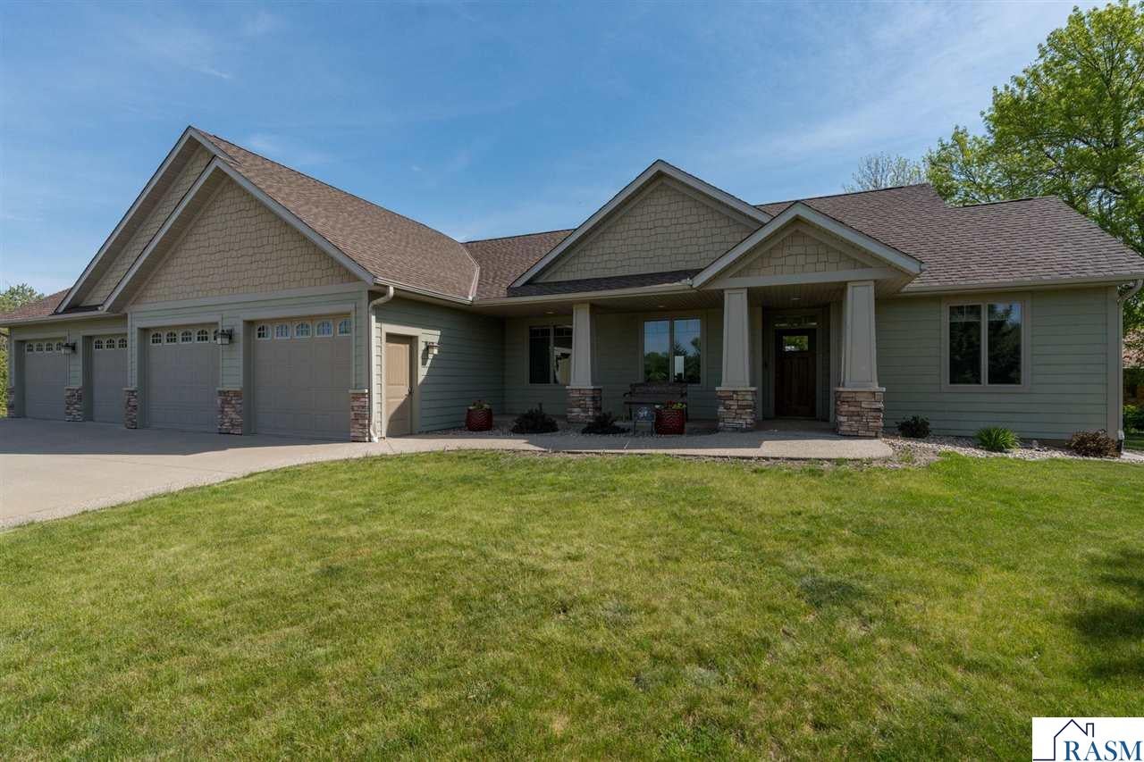 60340 Maverick Court