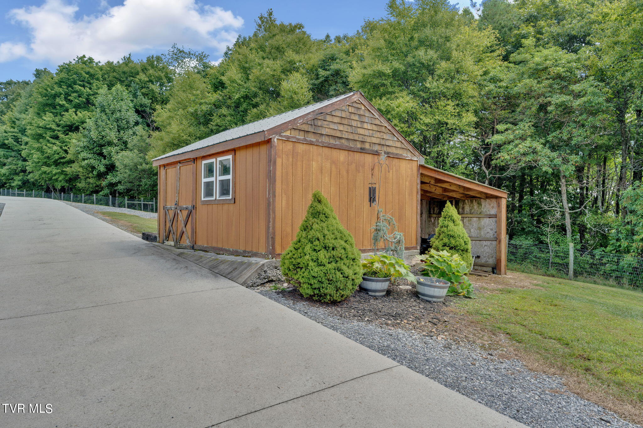 2835 Cross Mountain Road, Shady Valley, Tennessee image 37