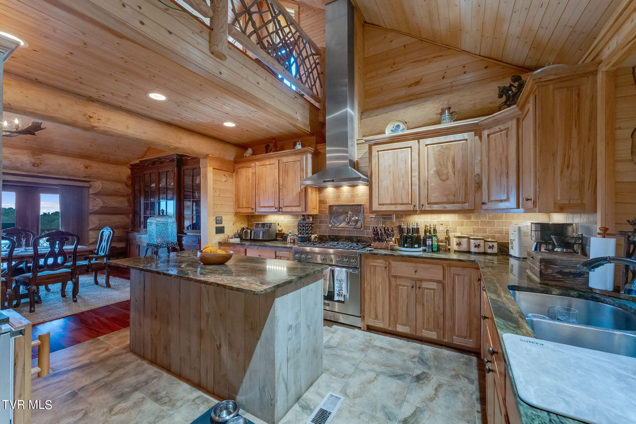 2835 Cross Mountain Road, Shady Valley, Tennessee image 12