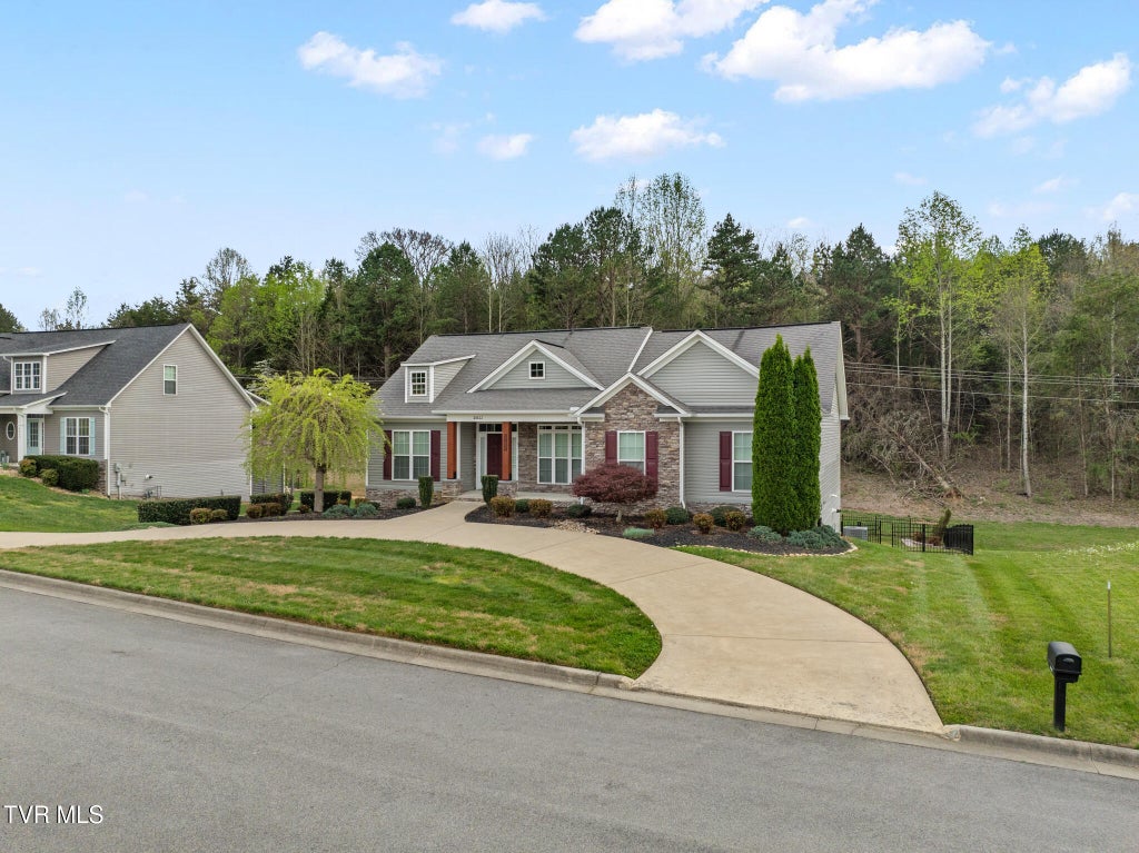 Photo of 4413 Old Colony Lane, Morristown, TN 37814 (MLS # 10002231)
