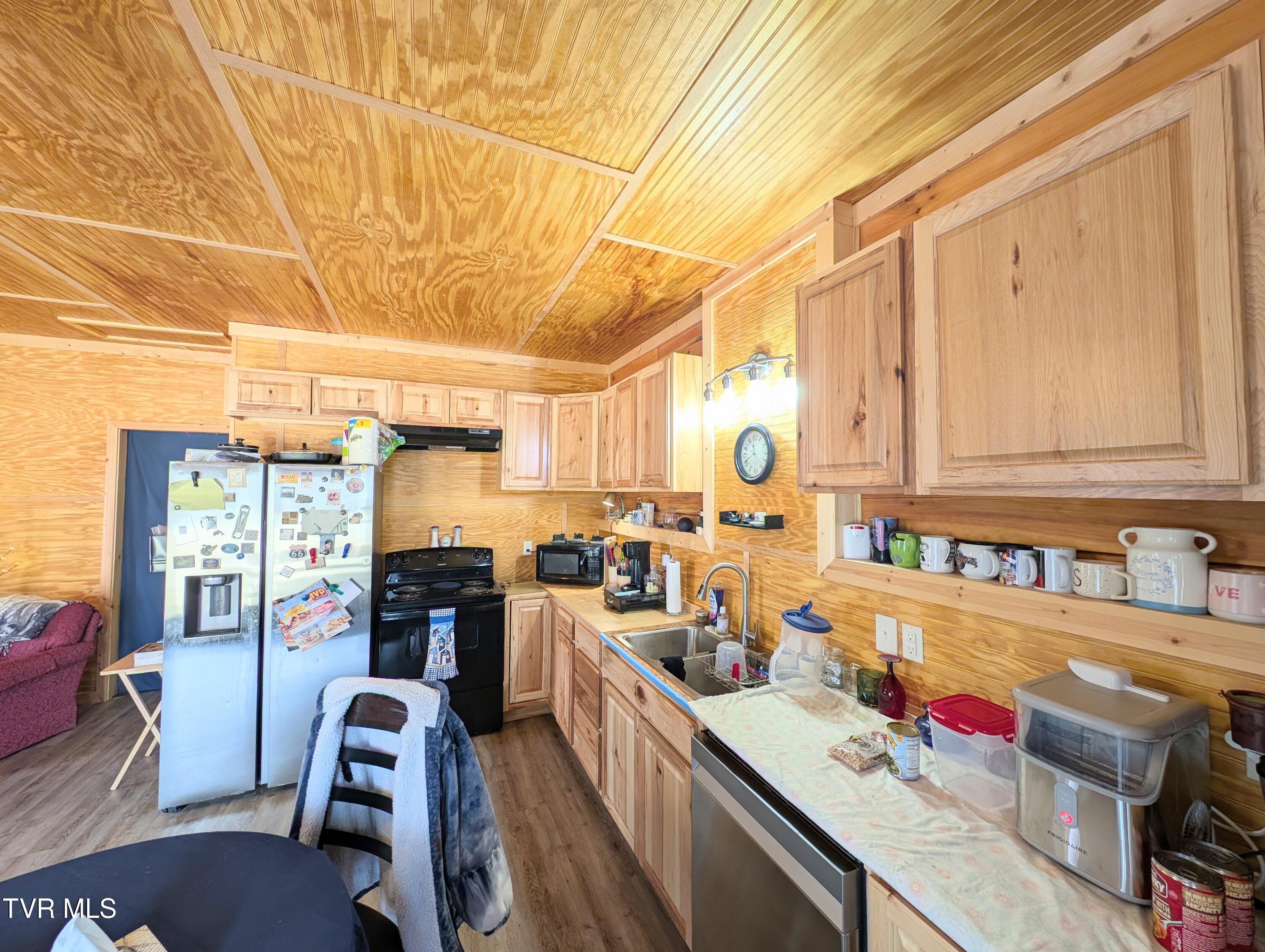 326 Flat Top Road, Coeburn, Virginia image 17