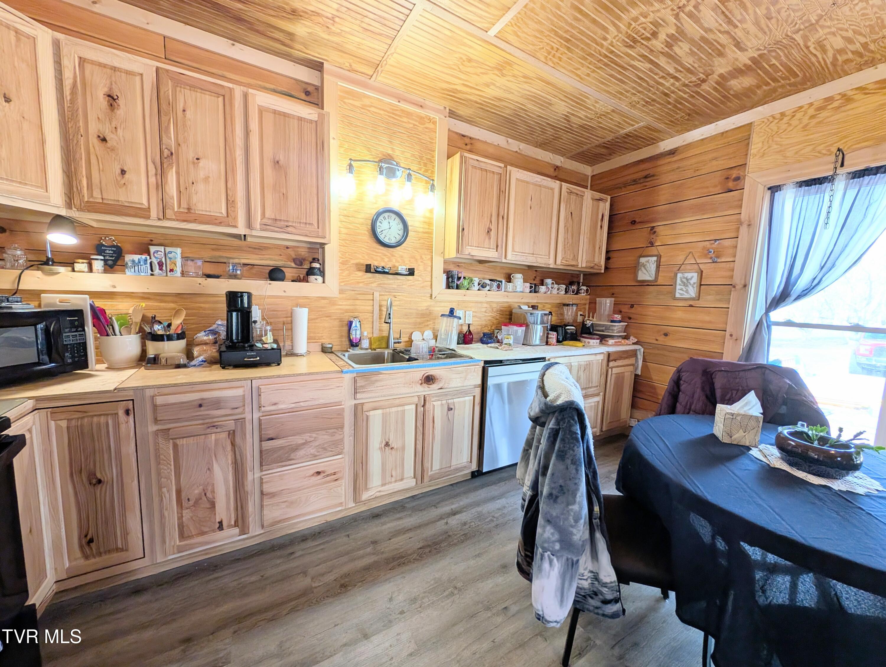 326 Flat Top Road, Coeburn, Virginia image 18