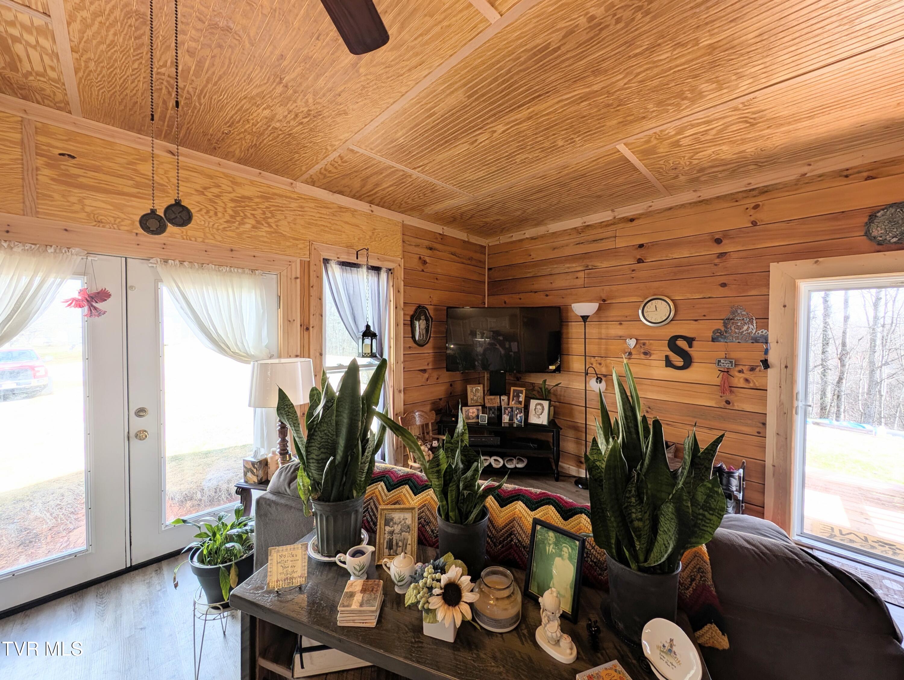 326 Flat Top Road, Coeburn, Virginia image 13