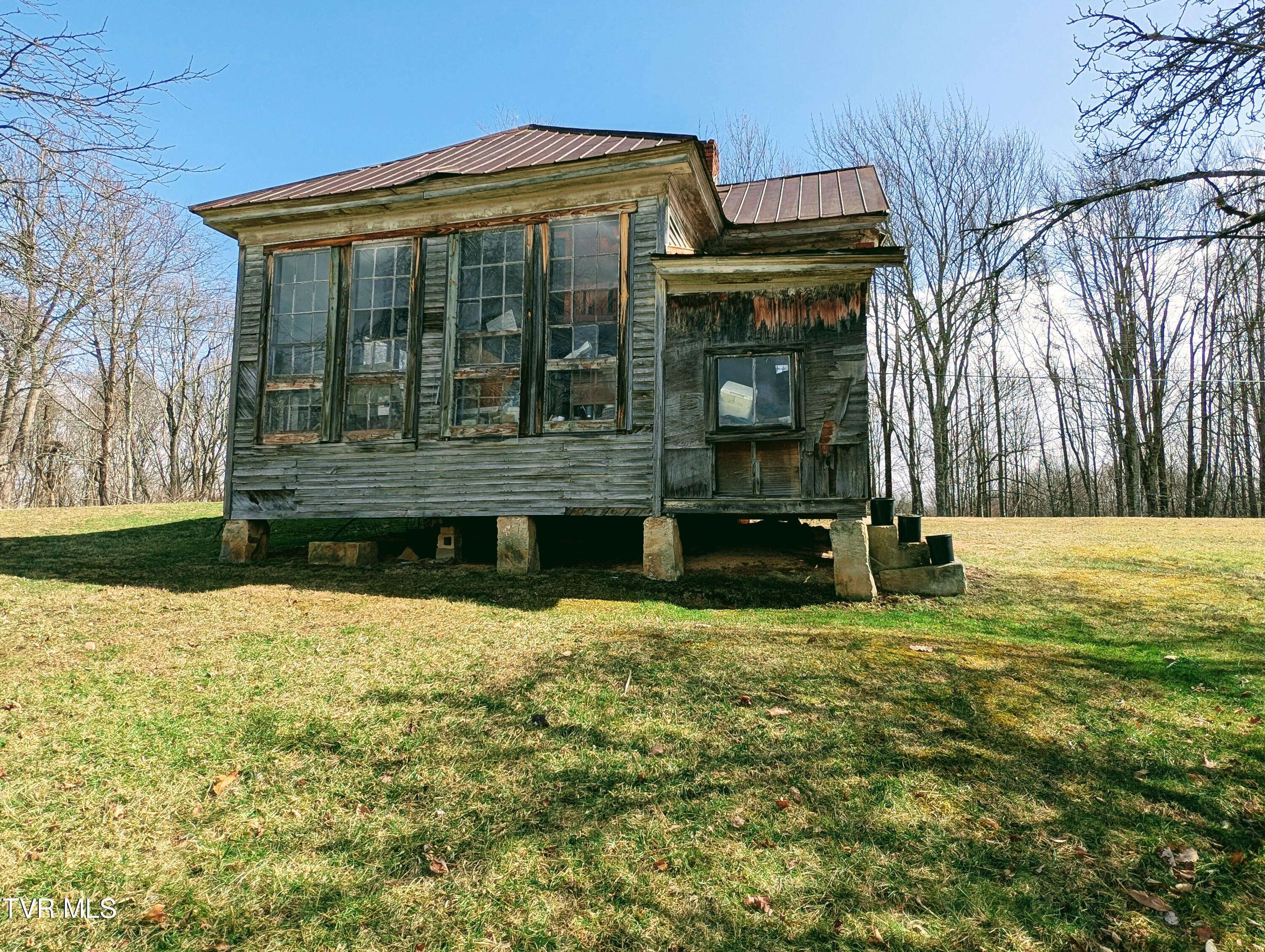 326 Flat Top Road, Coeburn, Virginia image 8