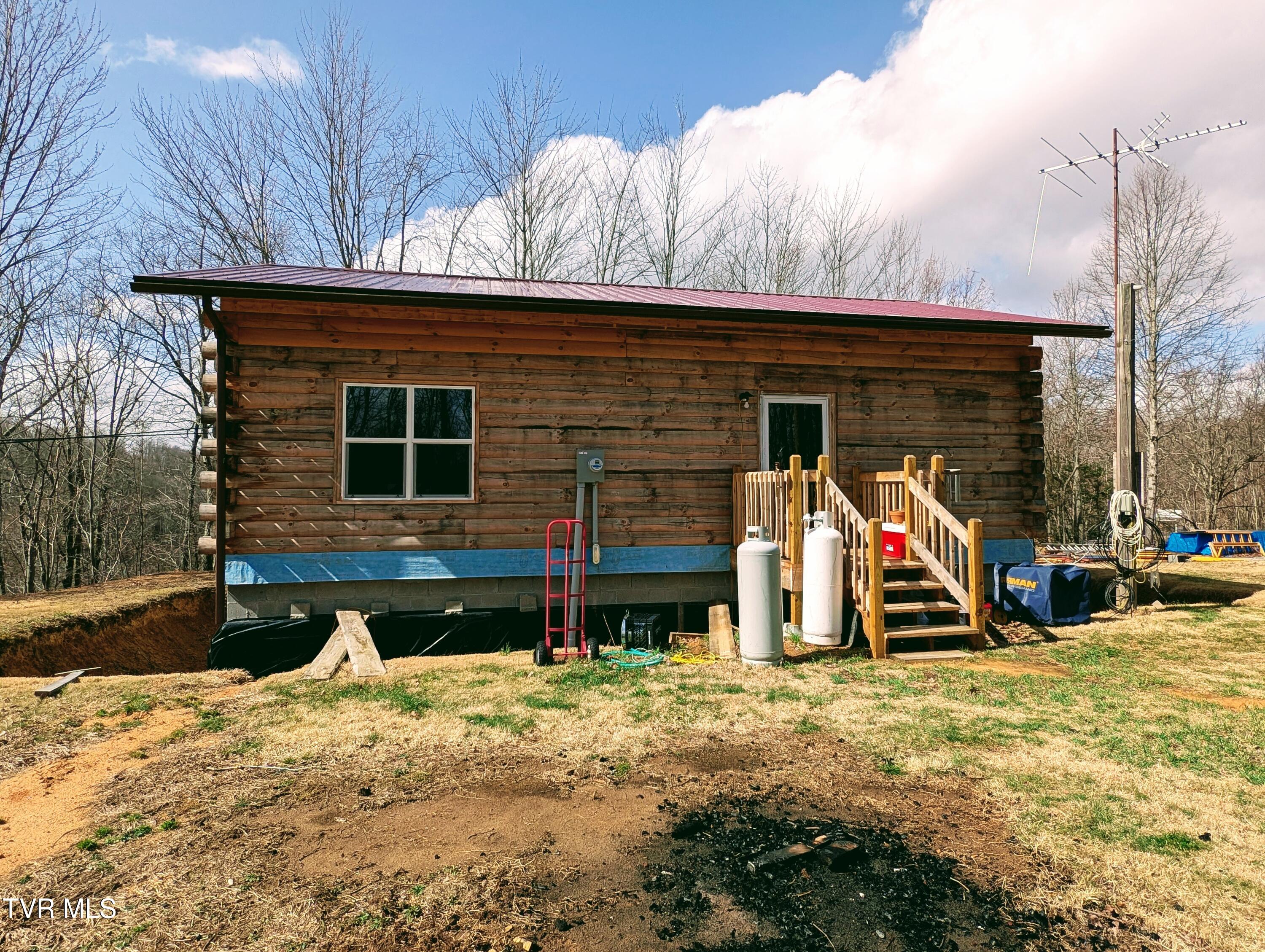 326 Flat Top Road, Coeburn, Virginia image 1