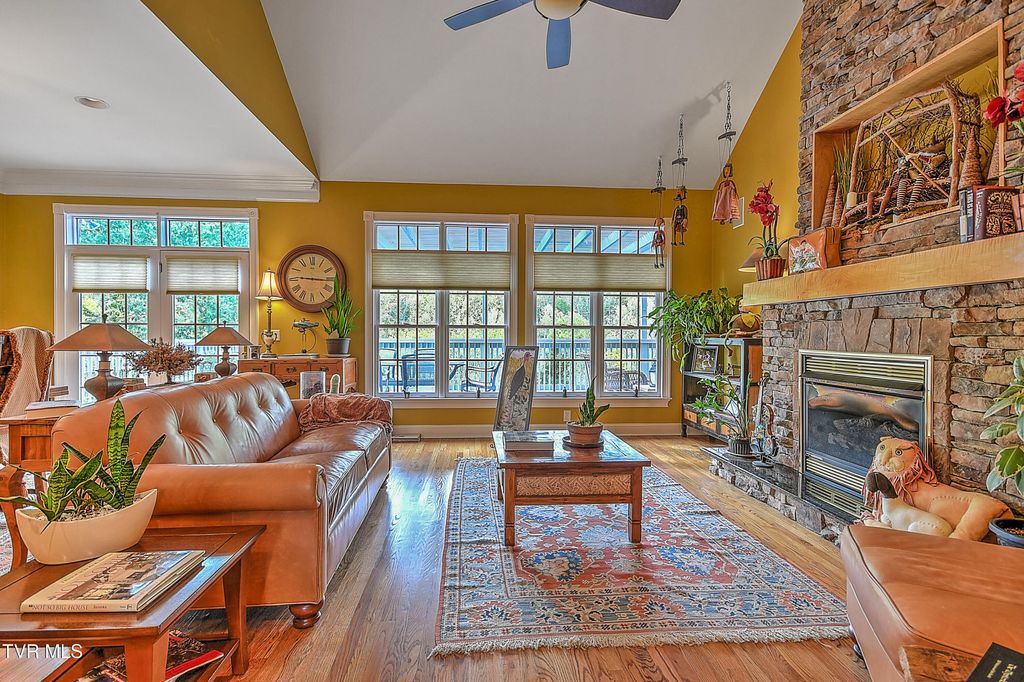 Photo of 1911 Birchfield Pvt Court, Kingsport, TN 37660 (MLS # 9994379)