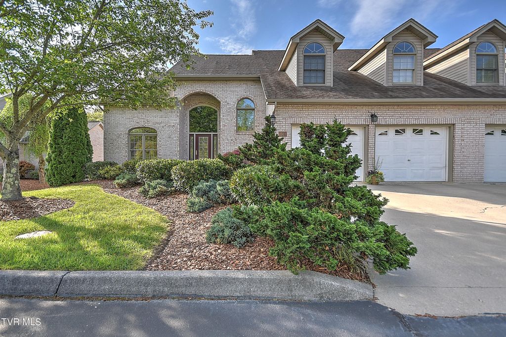 Photo of 1911 Birchfield Pvt Court, Kingsport, TN 37660 (MLS # 9994379)