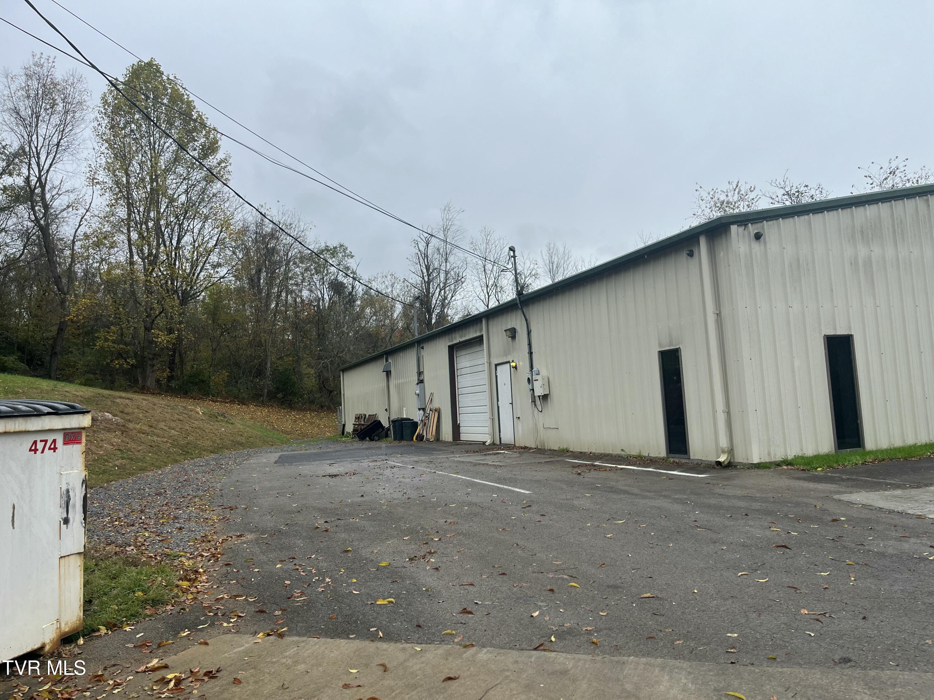 2860 Highway 11w