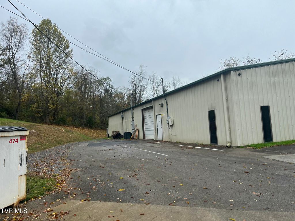 Photo of 2860 Highway 11w, Blountville, TN 37617 (MLS # 9995208)