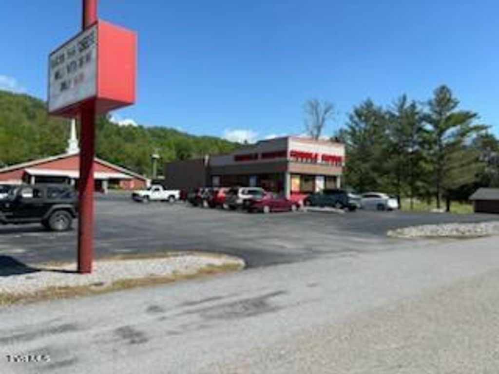 Photo of 282 Westgate Mall Circle, Pennington Gap, VA 24277 (MLS # 9988003)