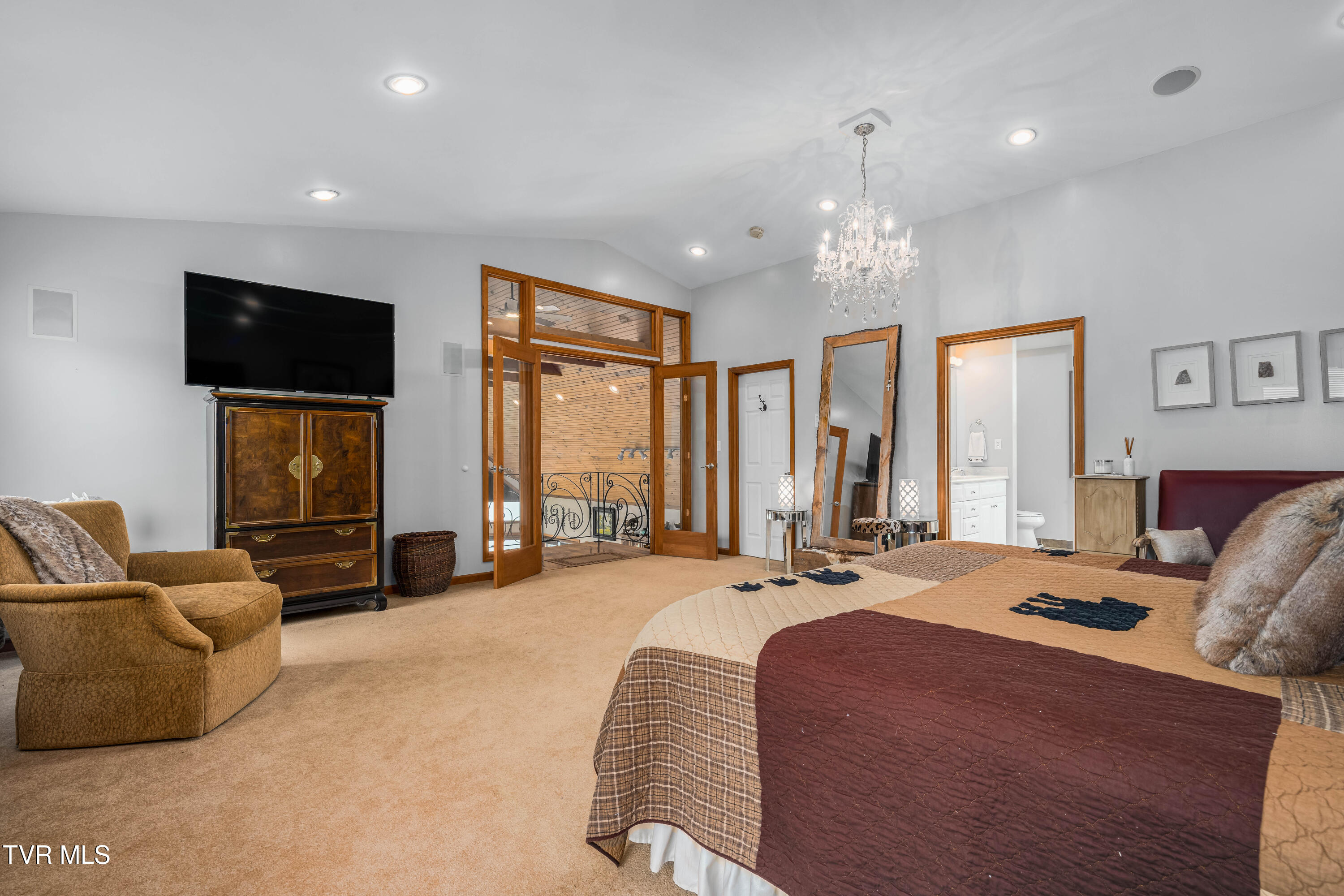 589 Harbor Point Road, Butler, Tennessee image 18