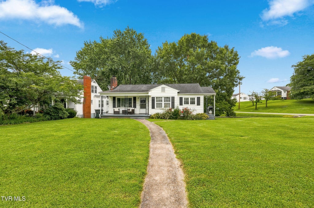 Photo of 246 Randolph Street, Bristol, VA 24201 (MLS # 9999063)