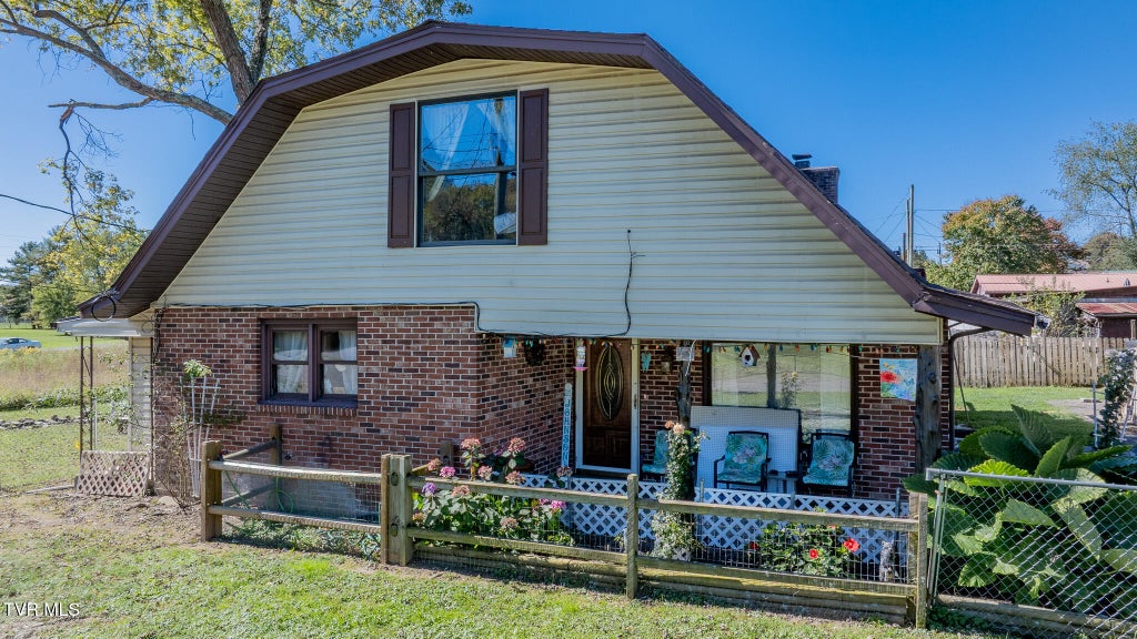 Photo of 1069 Pendergrass Road, Bristol, VA 24201 (MLS # 10002319)