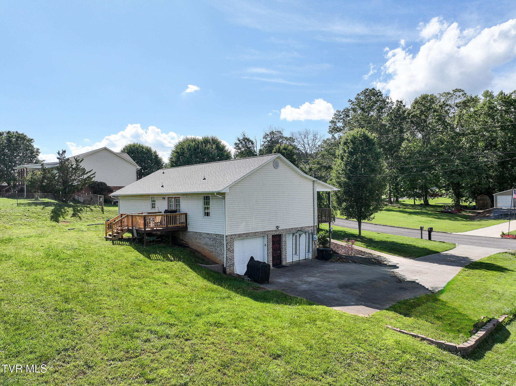 224 Lauren Drive, Rogersville, Tennessee image 3