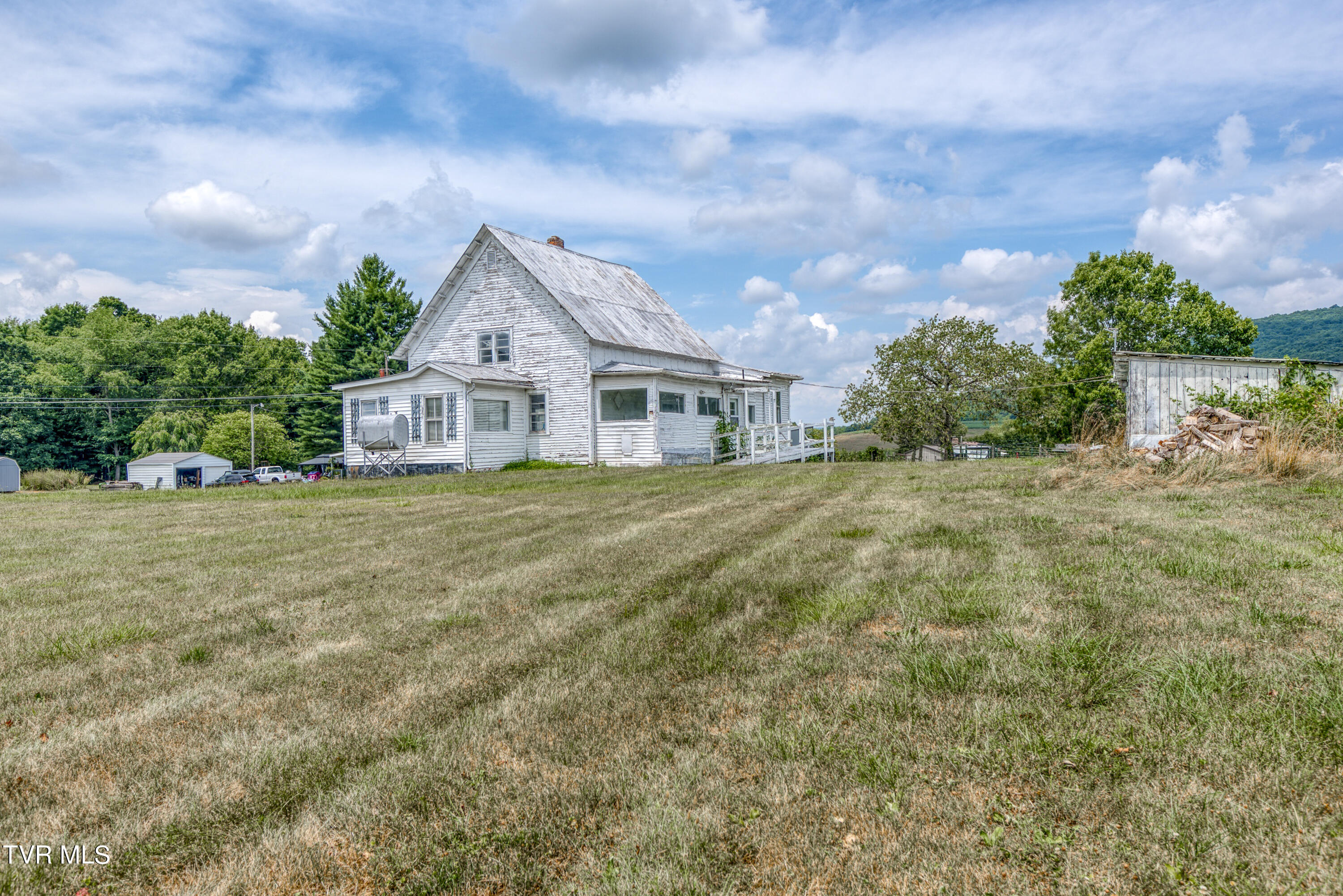 265 Flatwoods Road, Marion, Virginia image 3