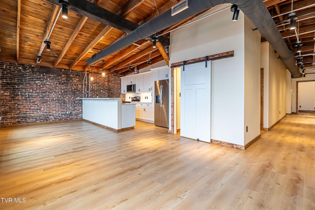 Photo of 453 Main Street #800, Kingsport, TN 37660 (MLS # 9990795)