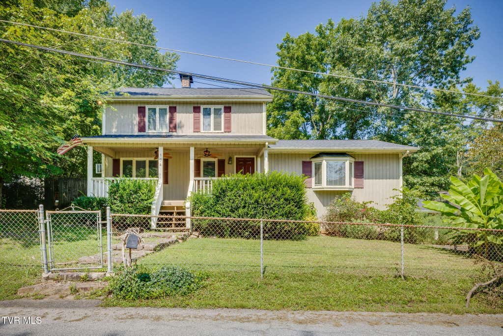 Photo of 104 Patterson Road, Kingsport, TN 37660 (MLS # 9999134)