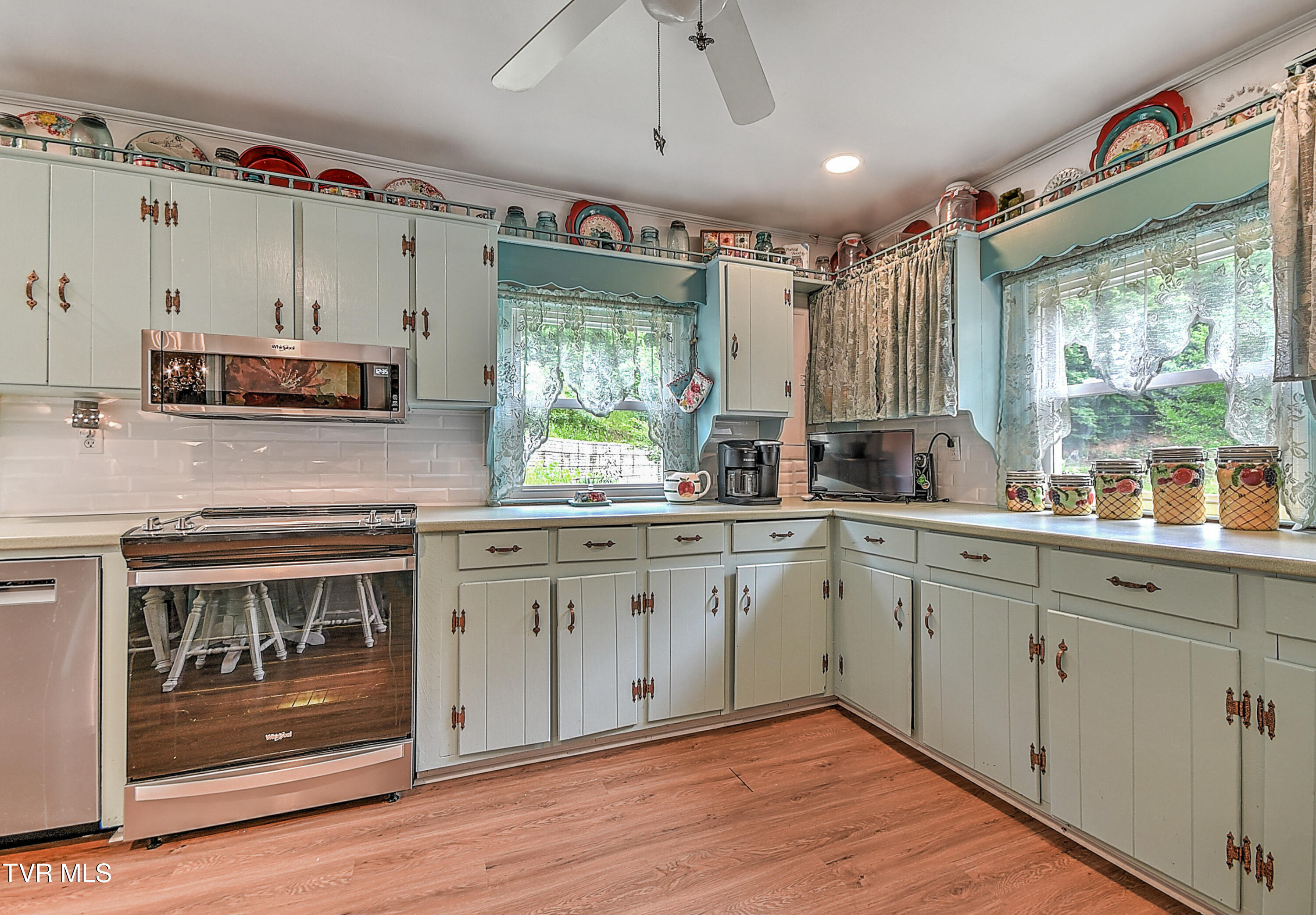 24483 Cave Creek Road, Abingdon, Virginia image 16