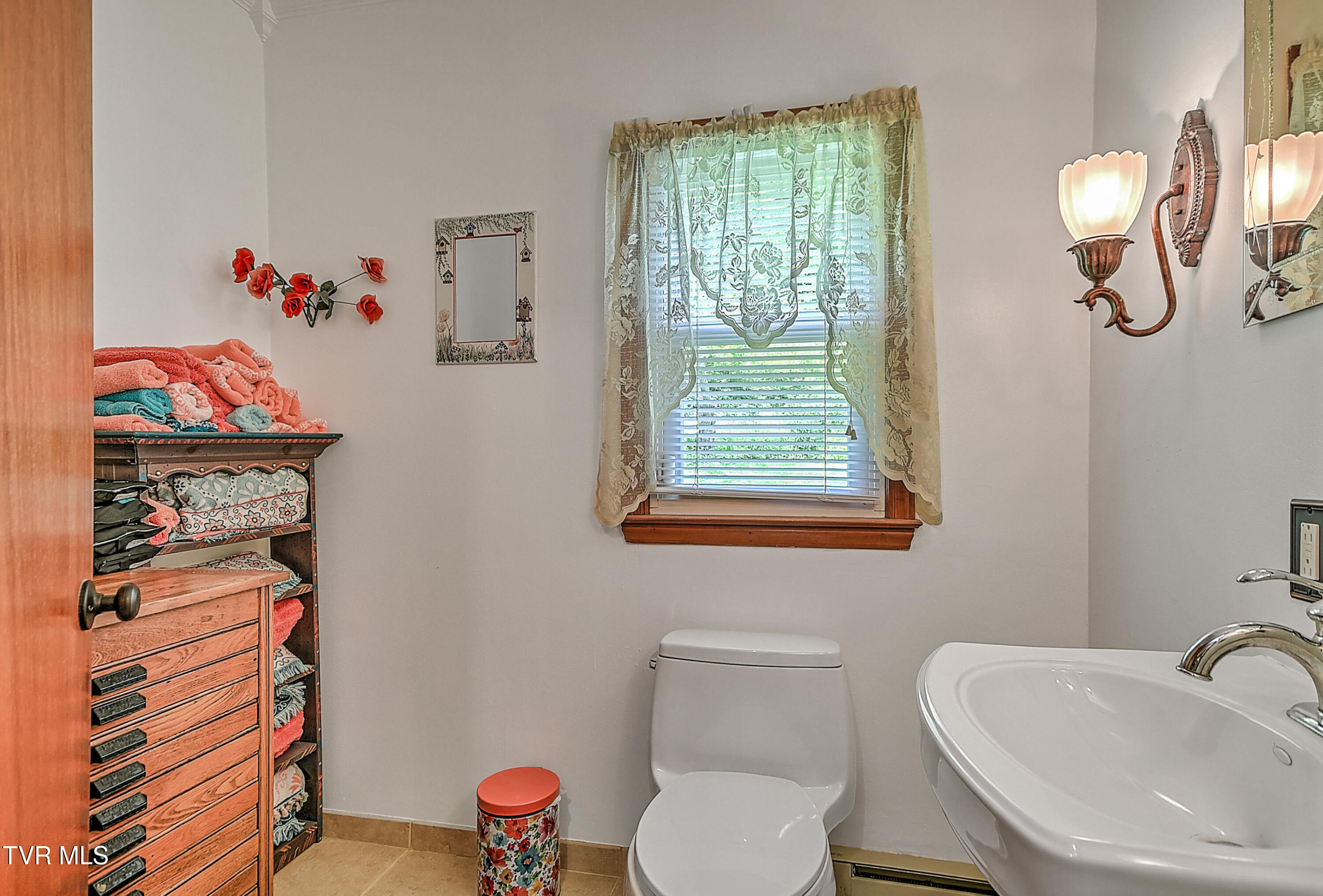 24483 Cave Creek Road, Abingdon, Virginia image 30