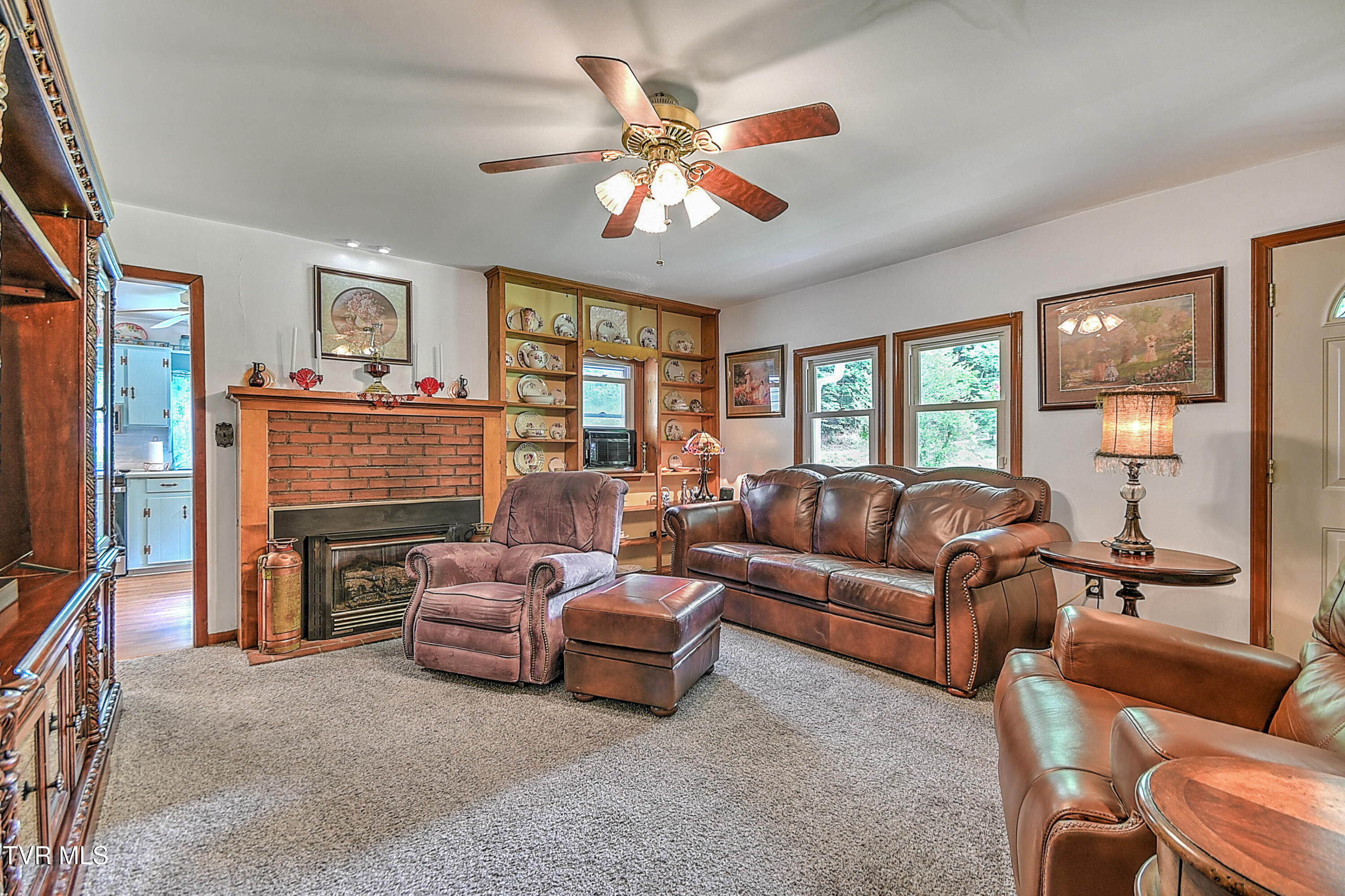 24483 Cave Creek Road, Abingdon, Virginia image 14